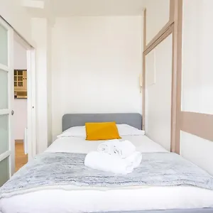Le Leperdit - Bel De Charme Refait à Neuf En Hypercentre , Rennes France